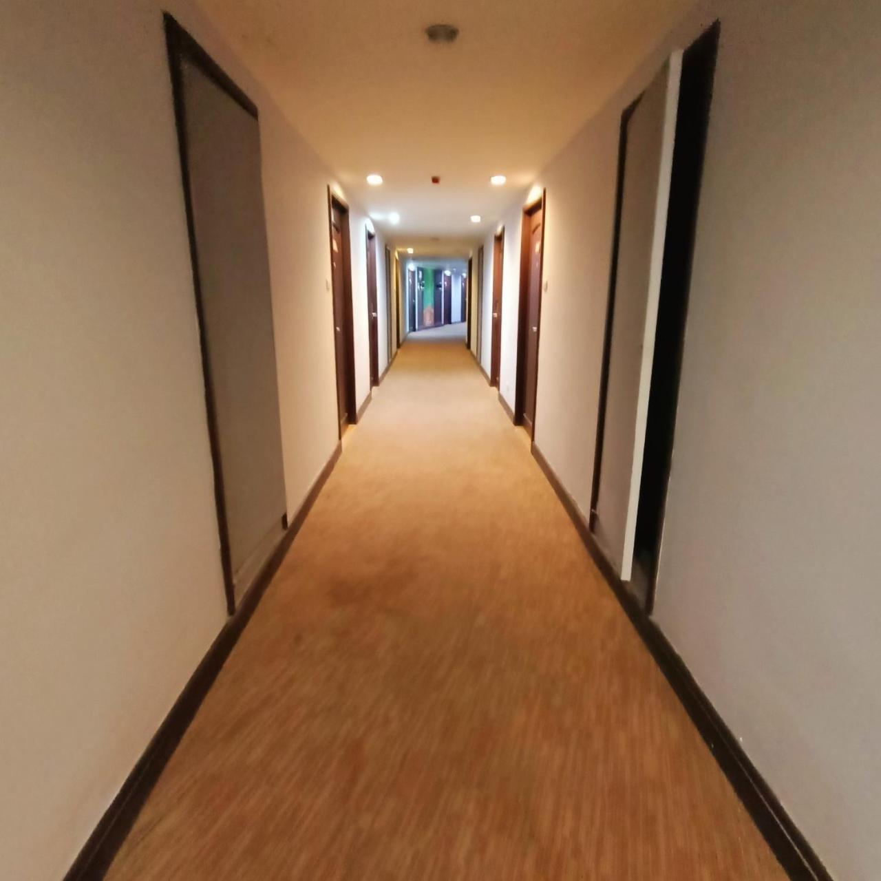 Mayflower Grande Hotel Phitsanulok Zewnętrze zdjęcie