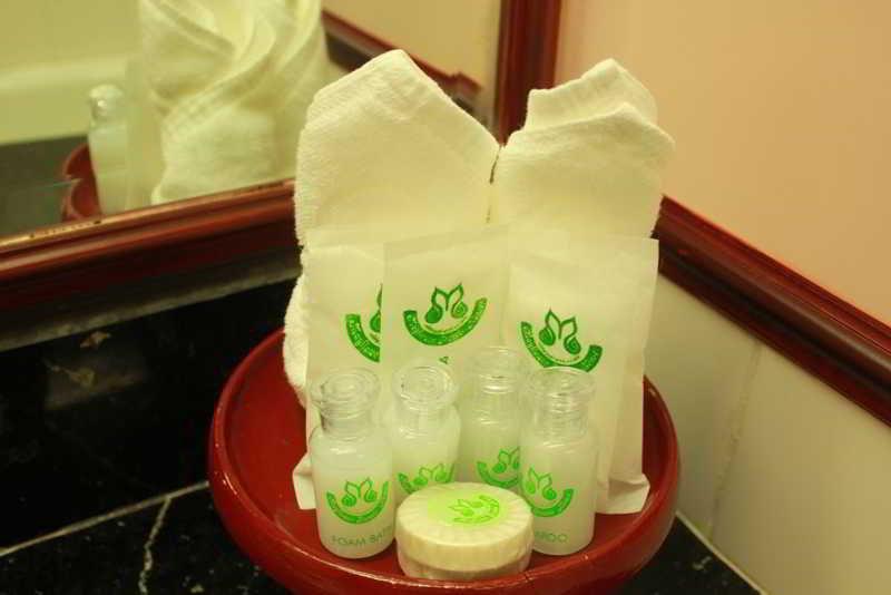 Mayflower Grande Hotel Phitsanulok Zewnętrze zdjęcie